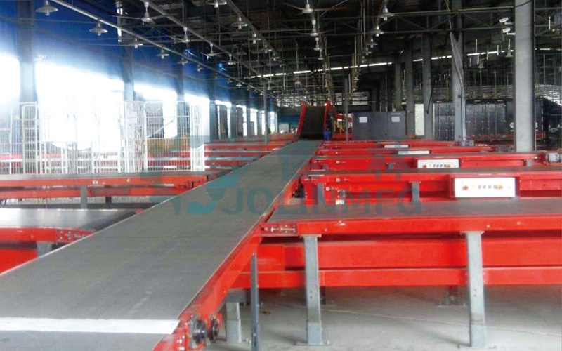 物流快遞中轉(zhuǎn)場(chǎng)輸送分揀線