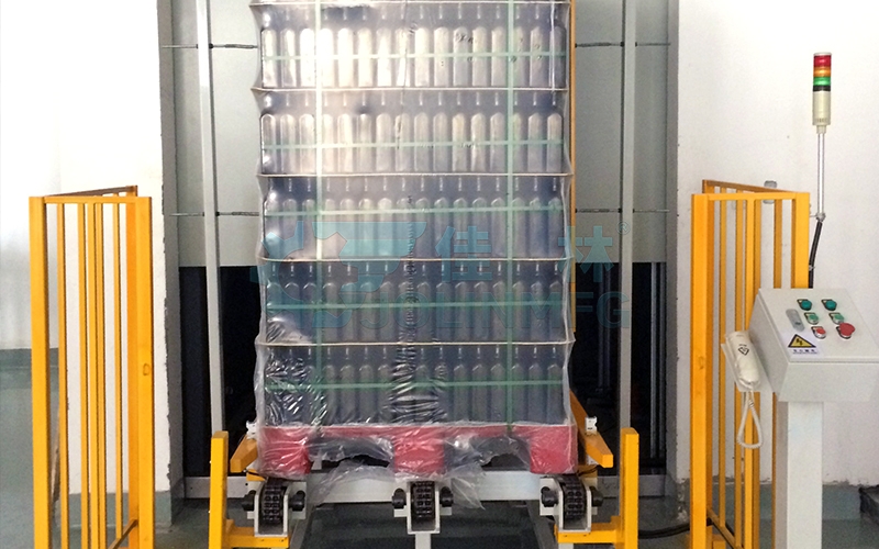 垂直提升機(jī)